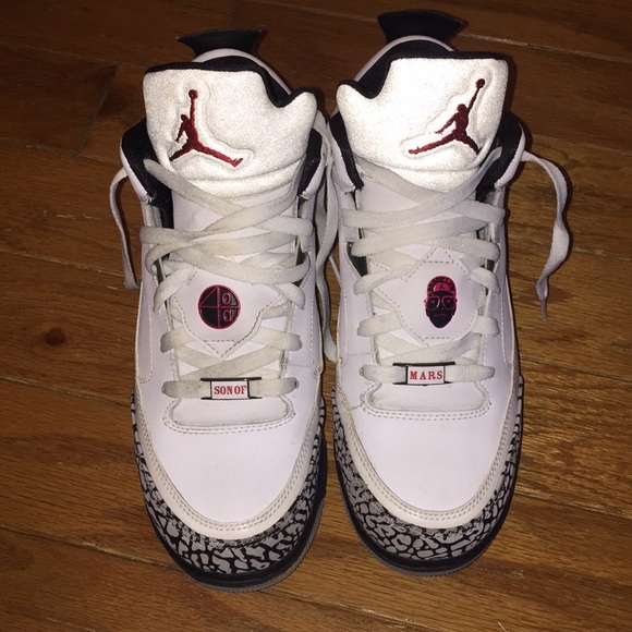 Son of Mars Jordan’s - Picture 2 of 8